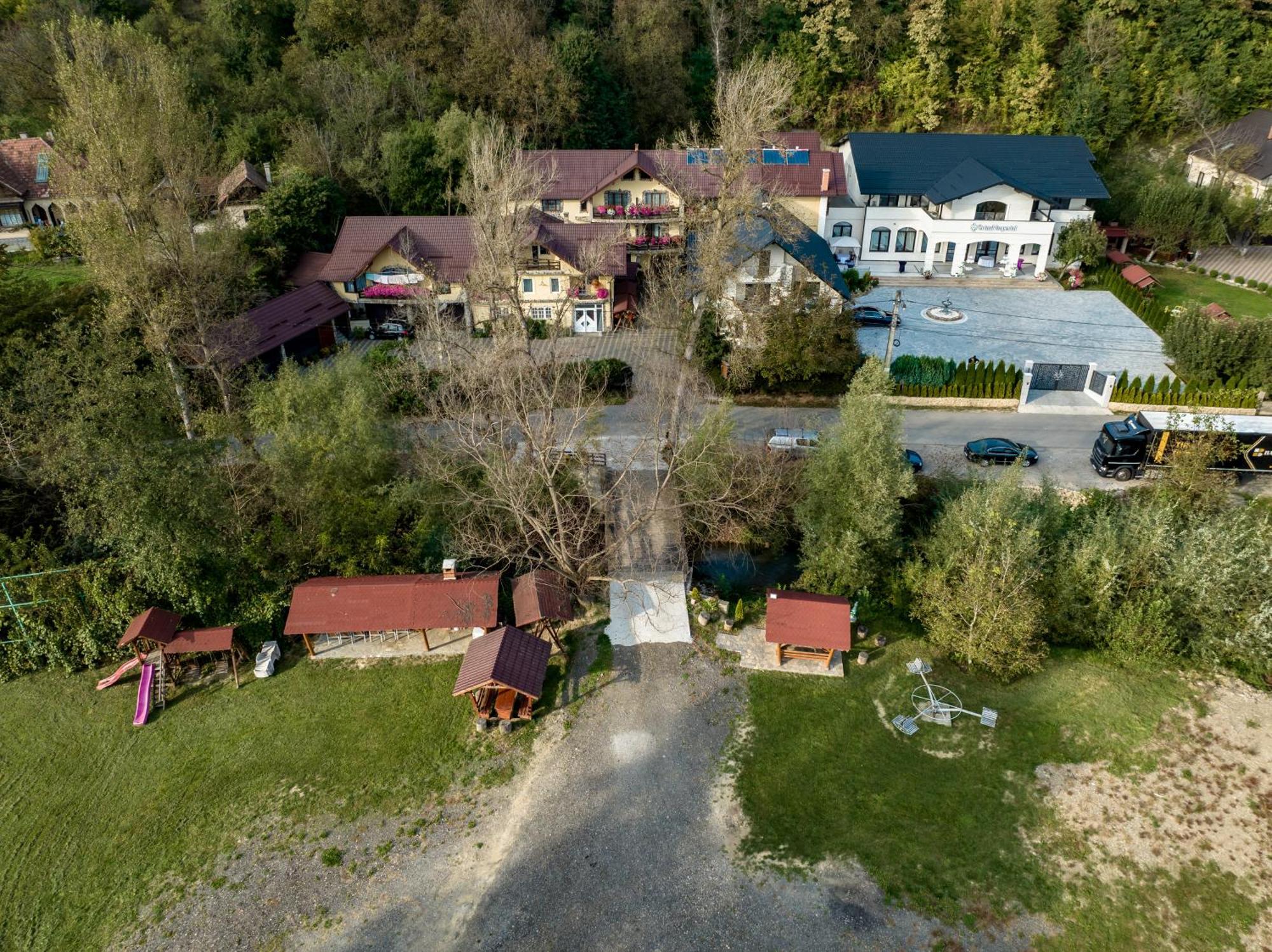 Pensiunea Marinela Sighetu Marmaţiei Exteriér fotografie